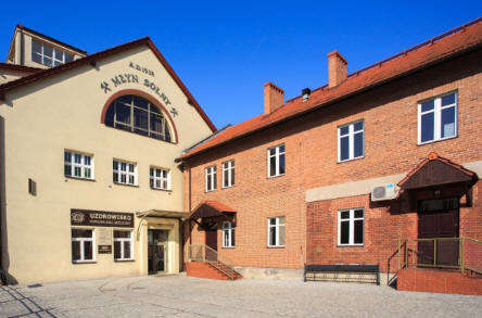 Veličkos druskos kasyklos sveikatingumo kurortas, reabilitacijos centras, viešbutis „Polska“.